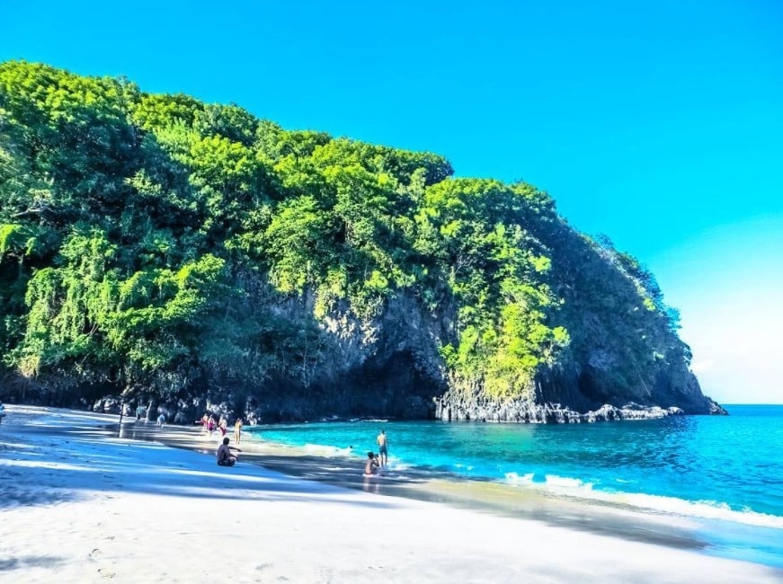 Pantai Pasir Putih Bali