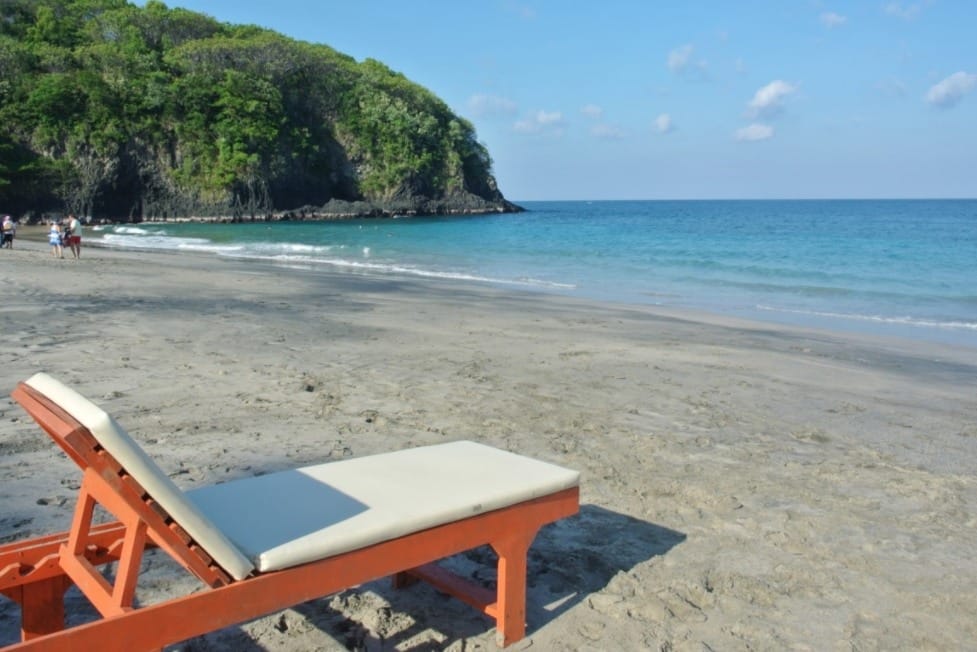 Pantai Pasir Putih Bali