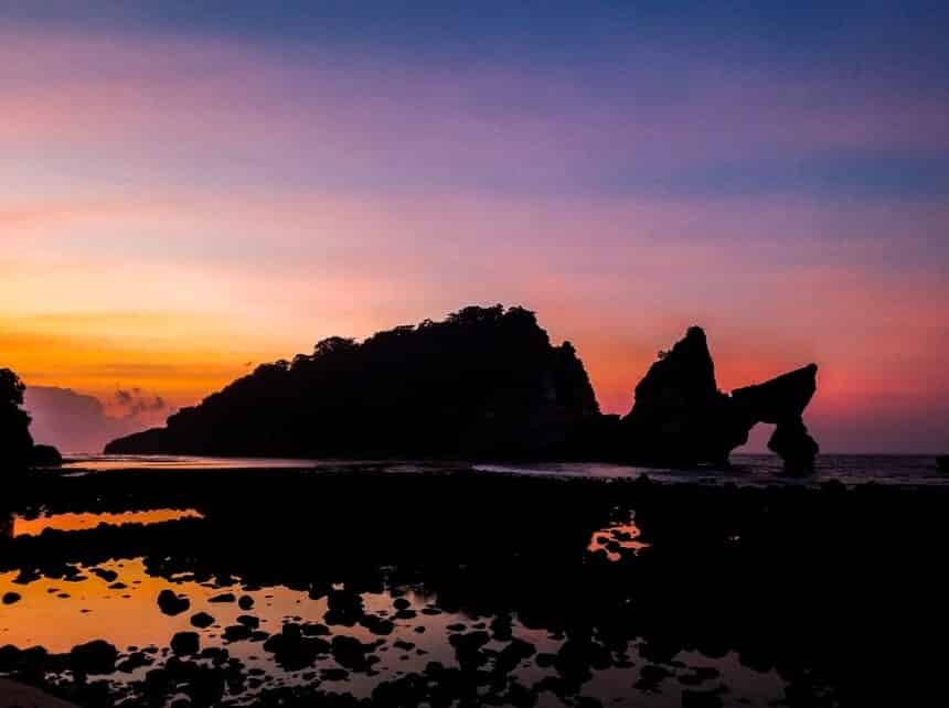 Sunset Pantai Atuh