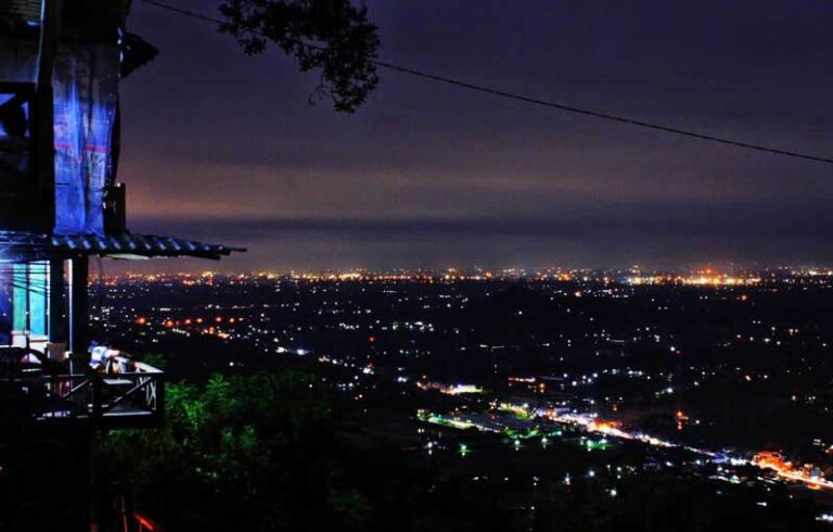 Bukit Bintang Jogja: Romantisme Malam Hari dengan Orang Tersayang