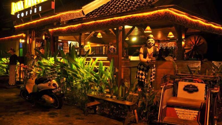 cafe malang enak