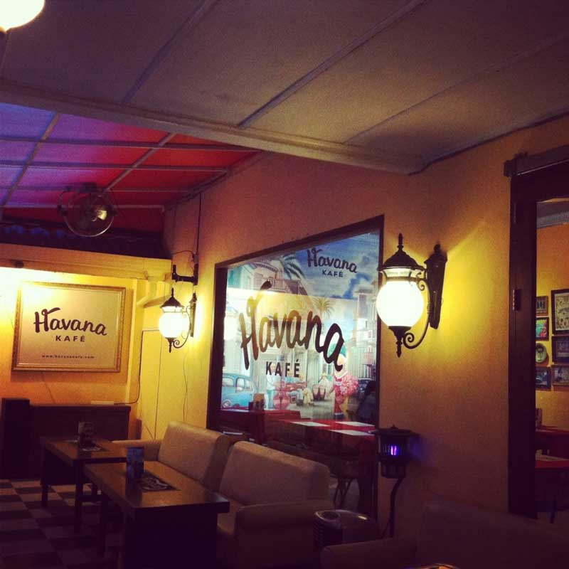 cafe di carefour medan