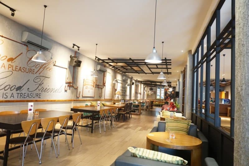 25+ Cafe di Cirebon Kota, Ada Wifi, Murah!