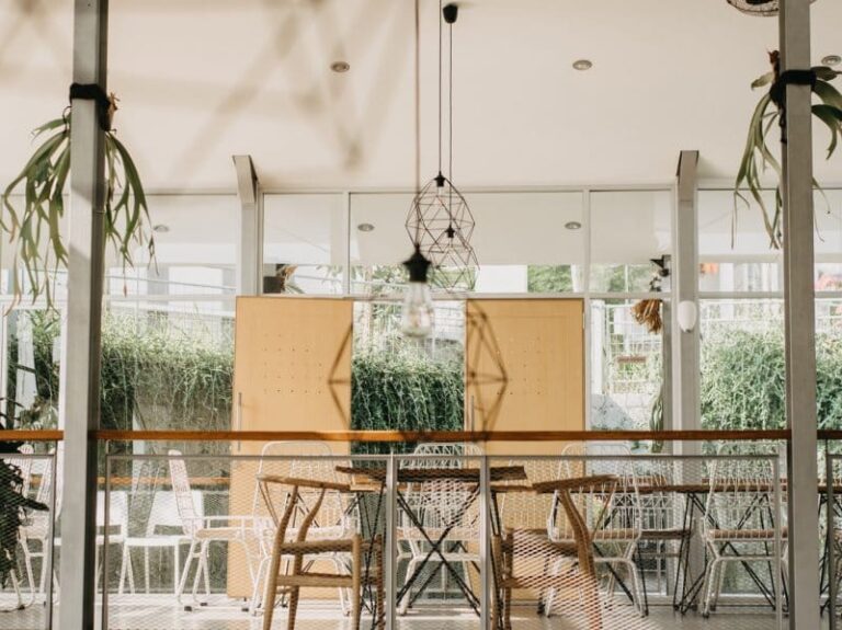 20+ Cafe di Sumedang Paling Baru, Murah, Hits!
