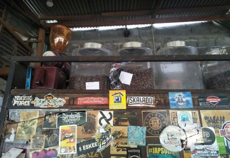 cafe di gresik terunik