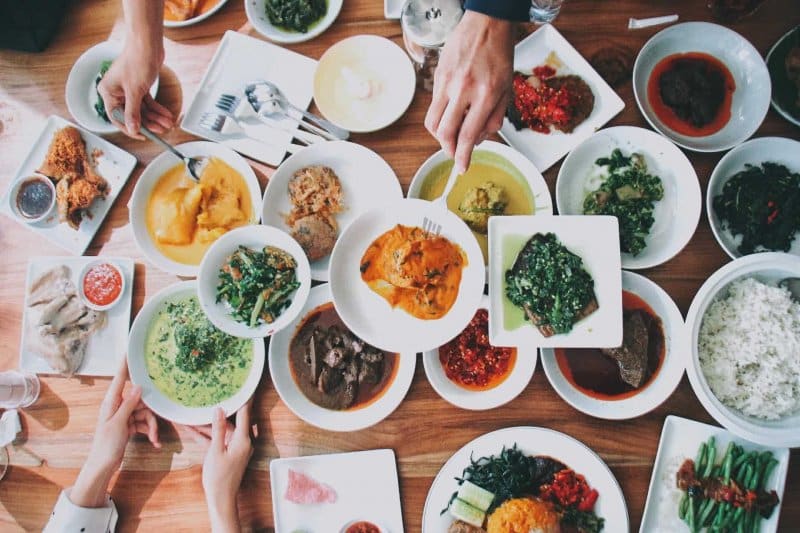 46+ Makanan Khas Padang Sumatera Barat (MANTAP!)