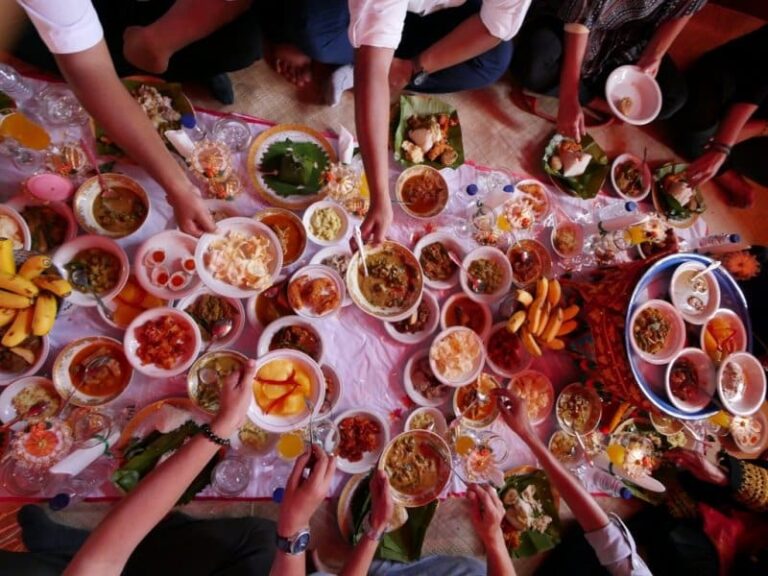 Makanan Khas Minangkabau Sumatera