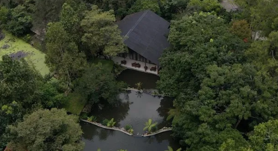 Imah Seniman Resort