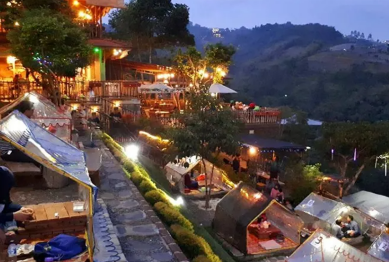 Cafe di Bandung View Bagus Rating Tertinggi