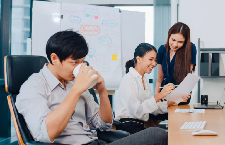 Perusahaan Ramai-Ramai Pecat Karyawan Gen Z Baru Masuk Kerja, Ada Apa